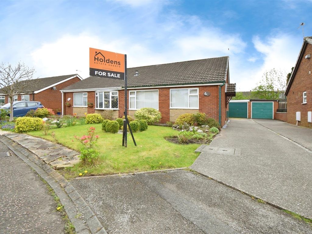 2 bed semidetached bungalow for sale in Round Acre, Penwortham