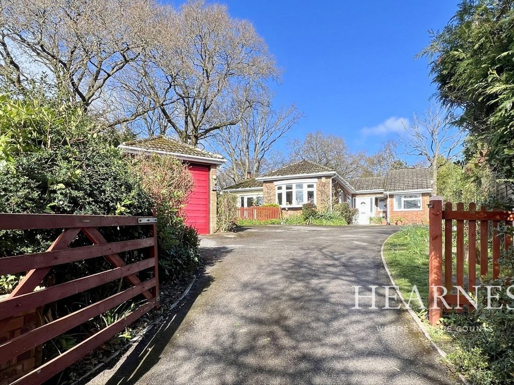 5 bed bungalow for sale in Ringwood Road, Poole BH14 Zoopla