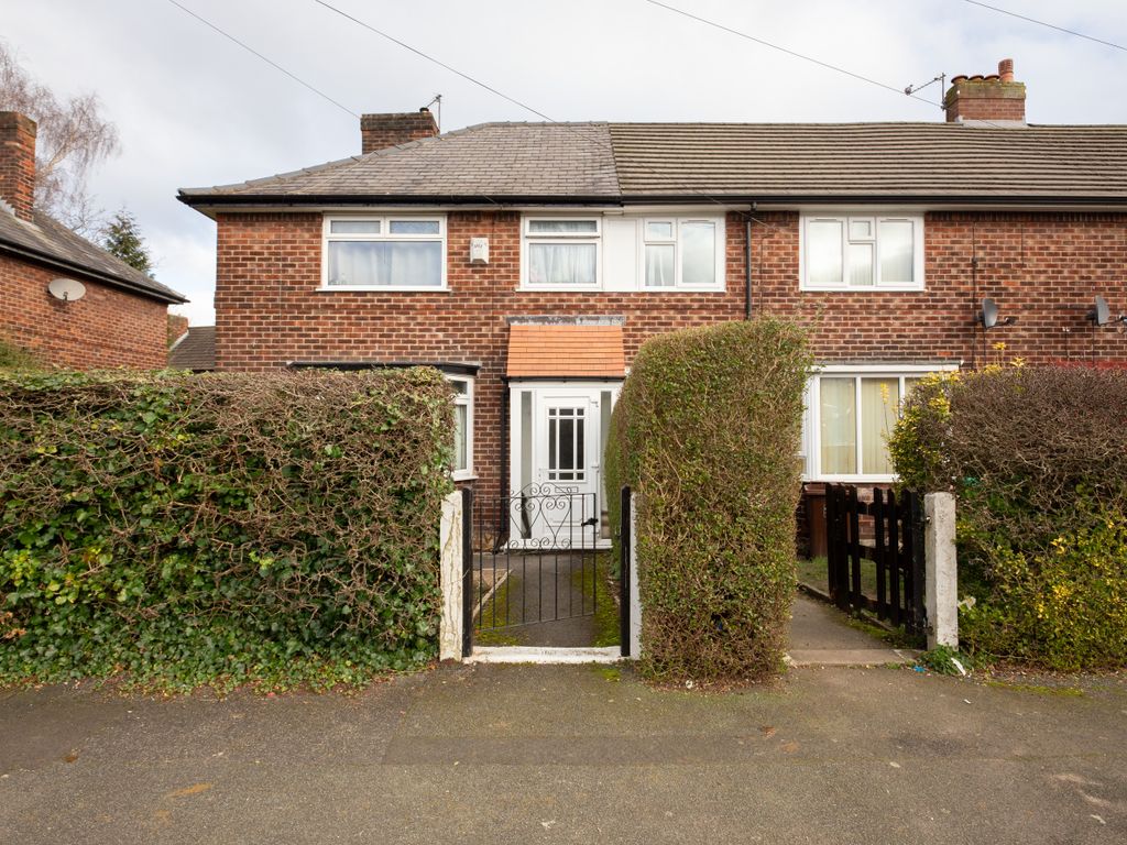 3 bed end terrace house for sale in Hillend Road, Manchester M23, £
