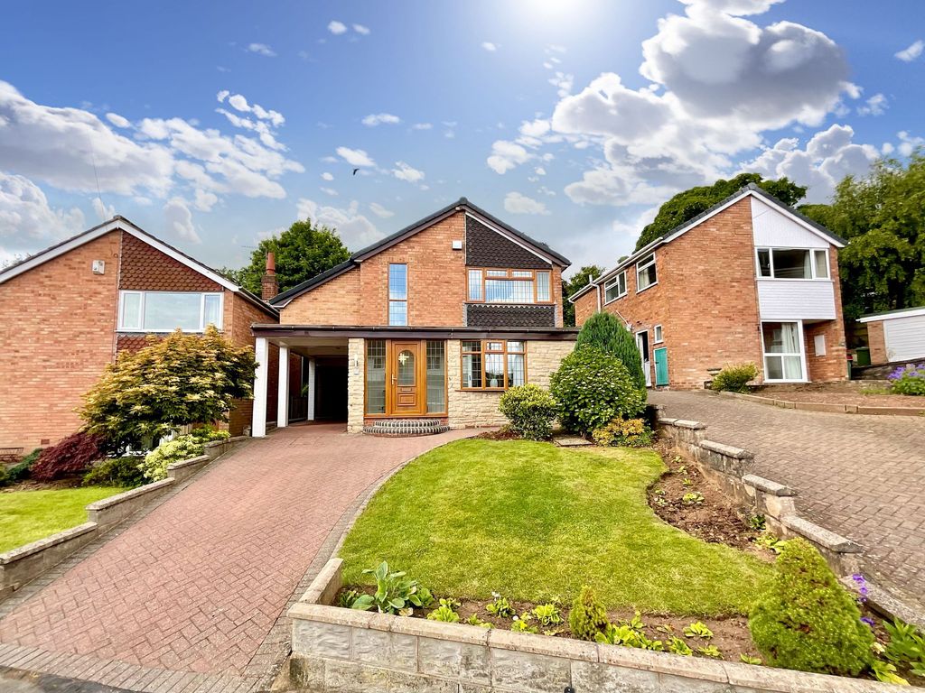 3 bed detached house for sale in Cranwood Road, Tittensor ST12, £