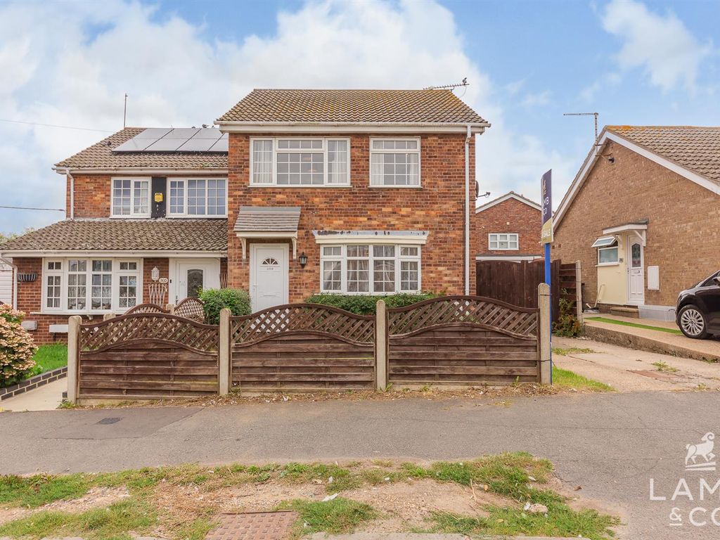 3 bed semidetached house to rent in Point Clear Road, St. Osyth