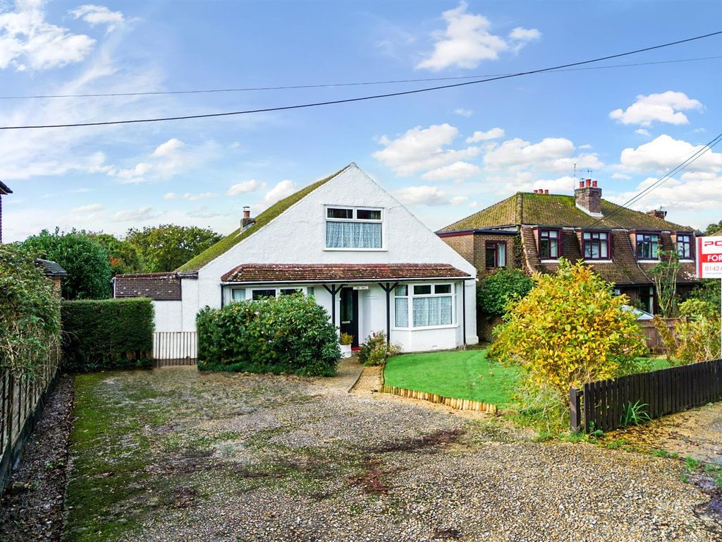 4 bed detached bungalow for sale in Rock Lane, Hastings TN35, £495,000