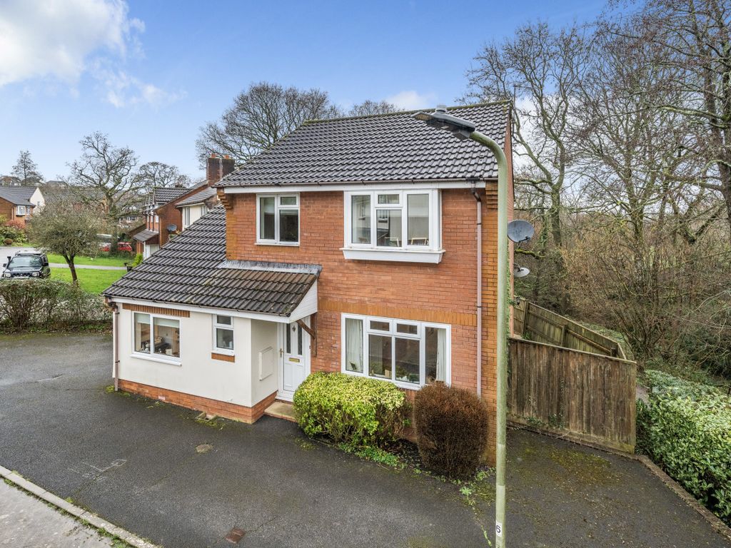 3 bed detached house for sale in Moor Park, Honiton, Devon EX14, £