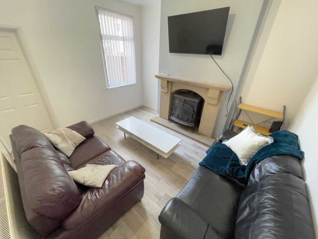 3 bed property to rent in Adelaide Road, Kensington, Liverpool L7 Zoopla