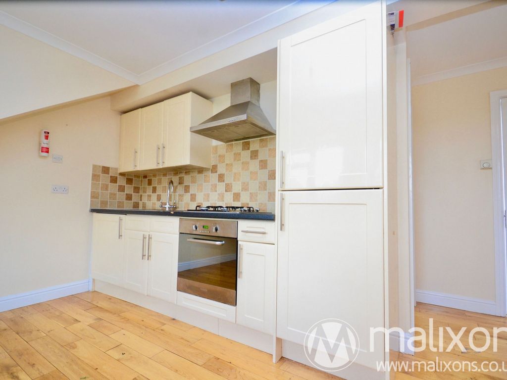 2 bed flat to rent in Warrington Road, Croydon CR0, £1,400 pcm Zoopla