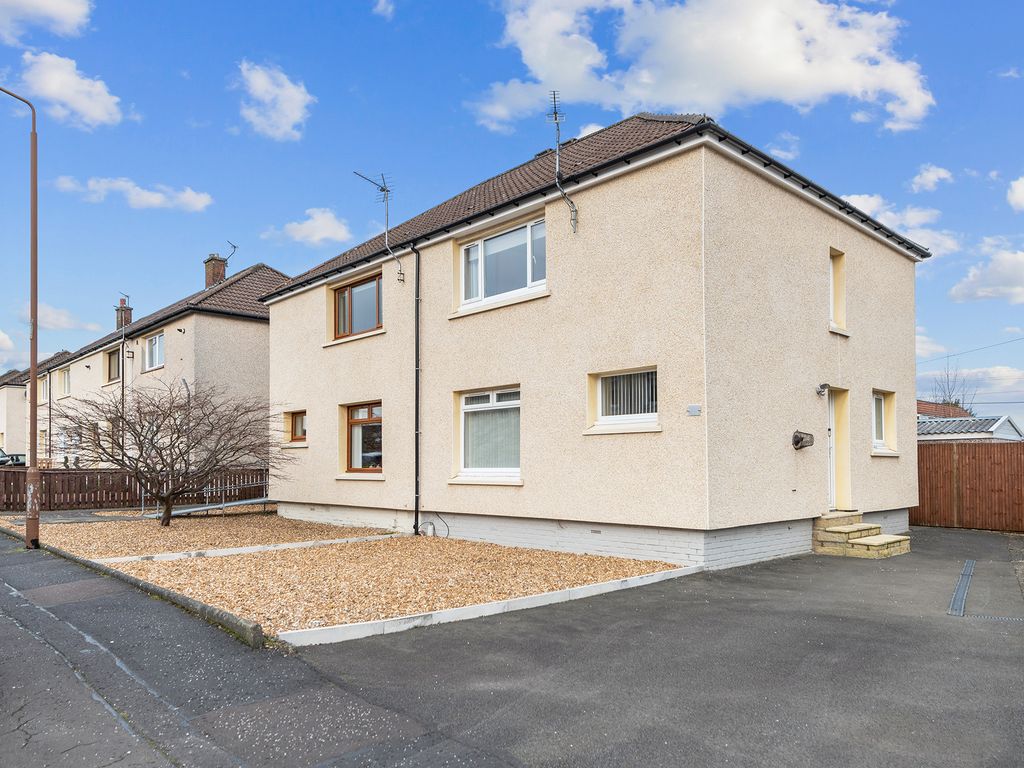 3 bed semidetached house for sale in 107 Bruce Drive, Stenhousemuir