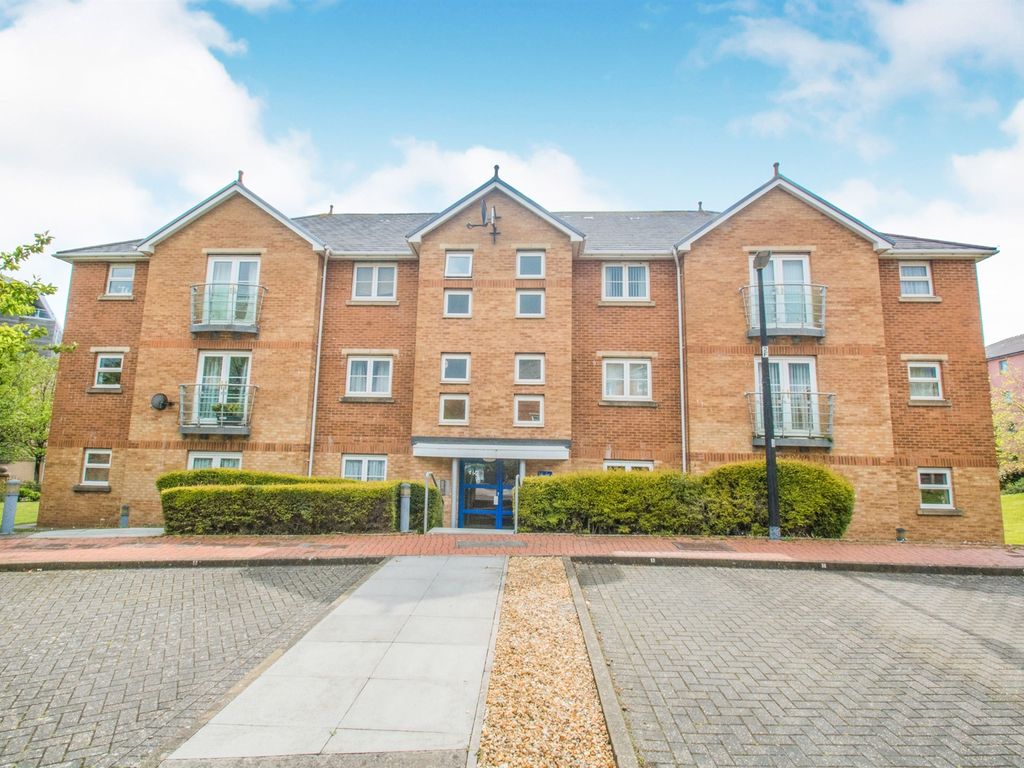 1 bed property to rent in Heol Cilffrydd, Barry Waterfront, Barry CF63