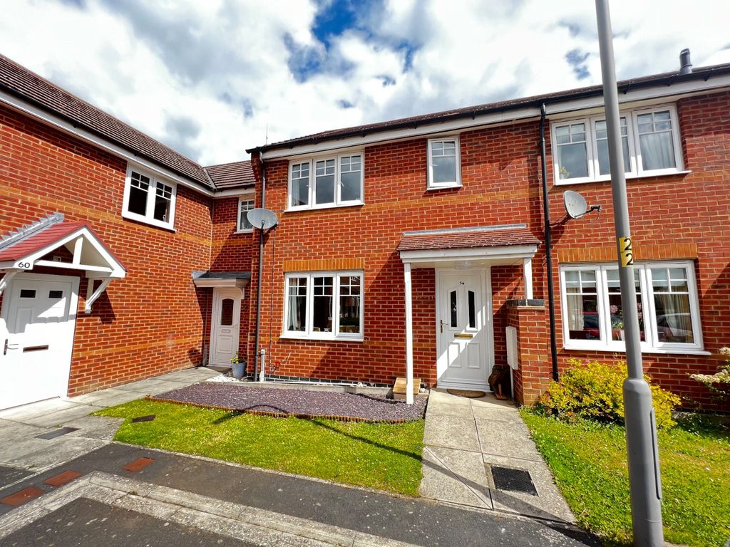 3 bed terraced house for sale in Pasture Crescent, Filey, North