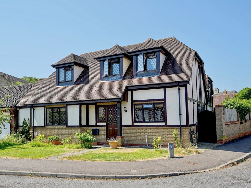 4 bed detached house for sale in Van Diemens Way, Grafham, Huntingdon