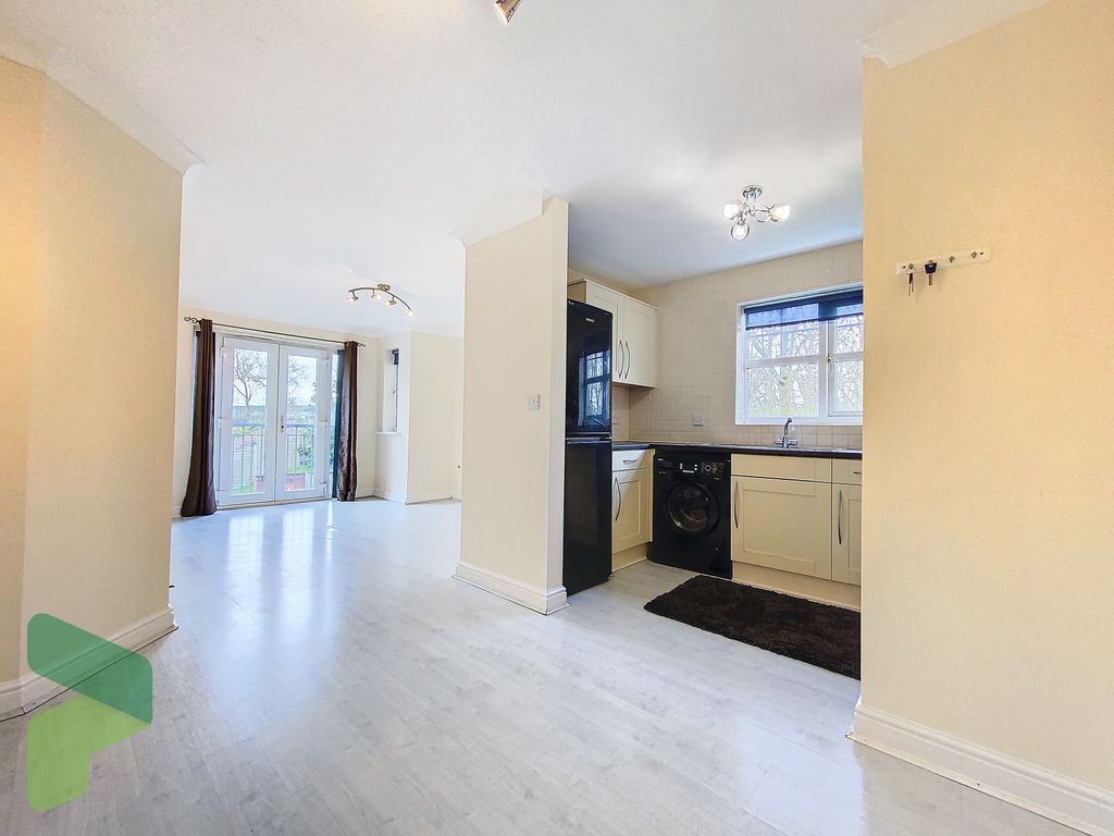 2 bed flat for sale in Wellsprings, Marsh House Lane, Darwen BB3, £