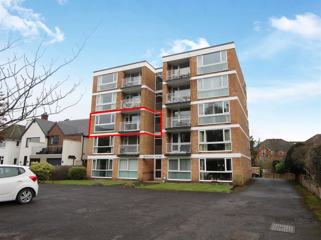 2 bed flat for sale in Park Crescent, Southport PR9 Zoopla