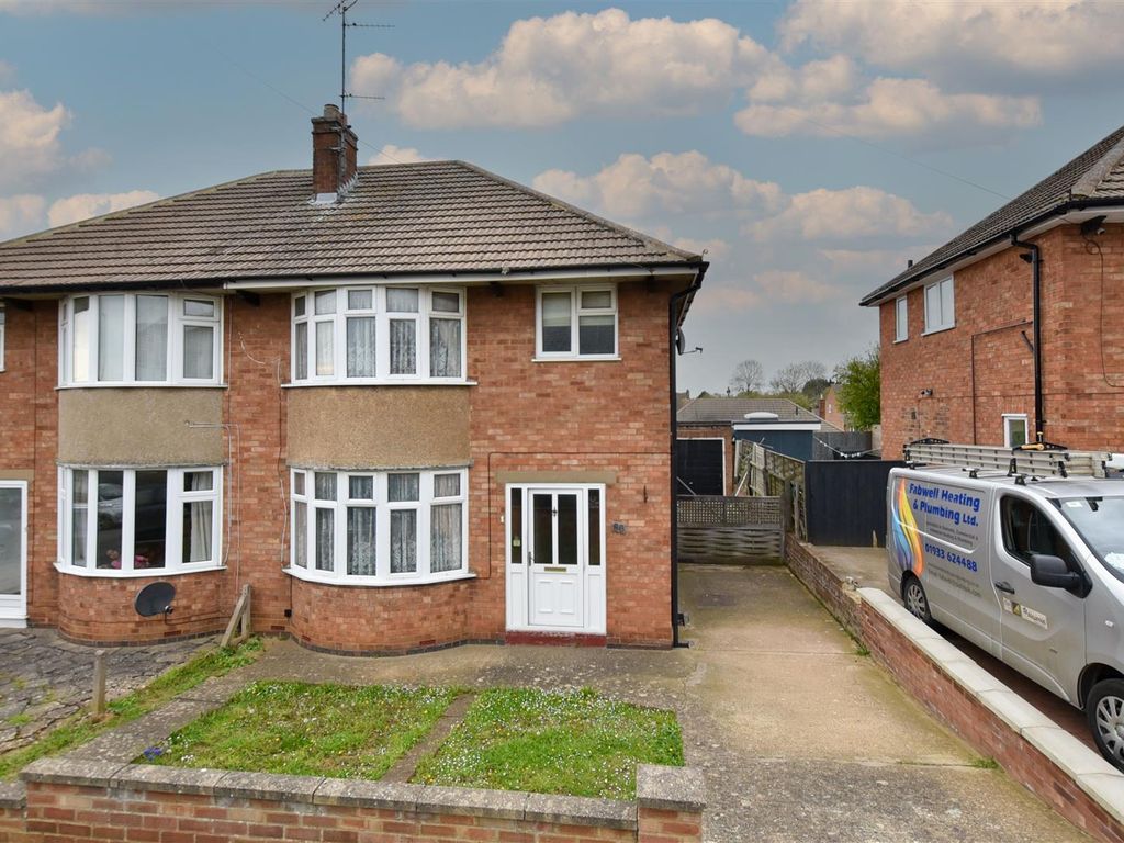 3 bed semidetached house for sale in Ridgeway, Wellingborough NN8 Zoopla