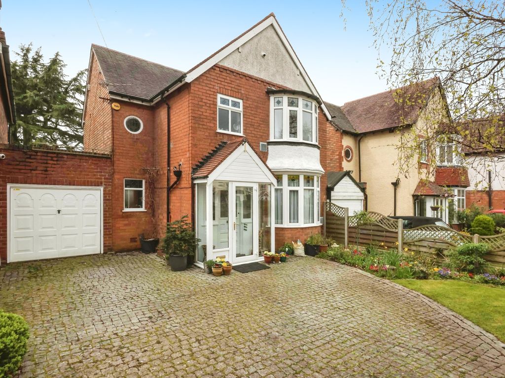 3 bed detached house for sale in Elmdon Lane, Marston Green, Birmingham, West Midlands B37, £