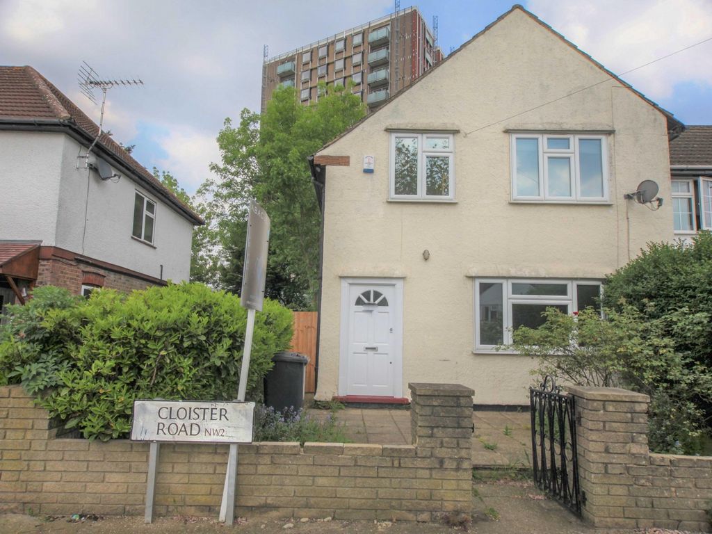 3 bed semidetached house to rent in Cloister Road, Cricklewood NW2