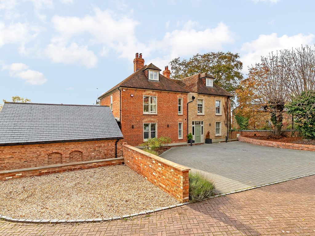 5 bed farmhouse for sale in Rectory Farm House, School Lane, Loughton