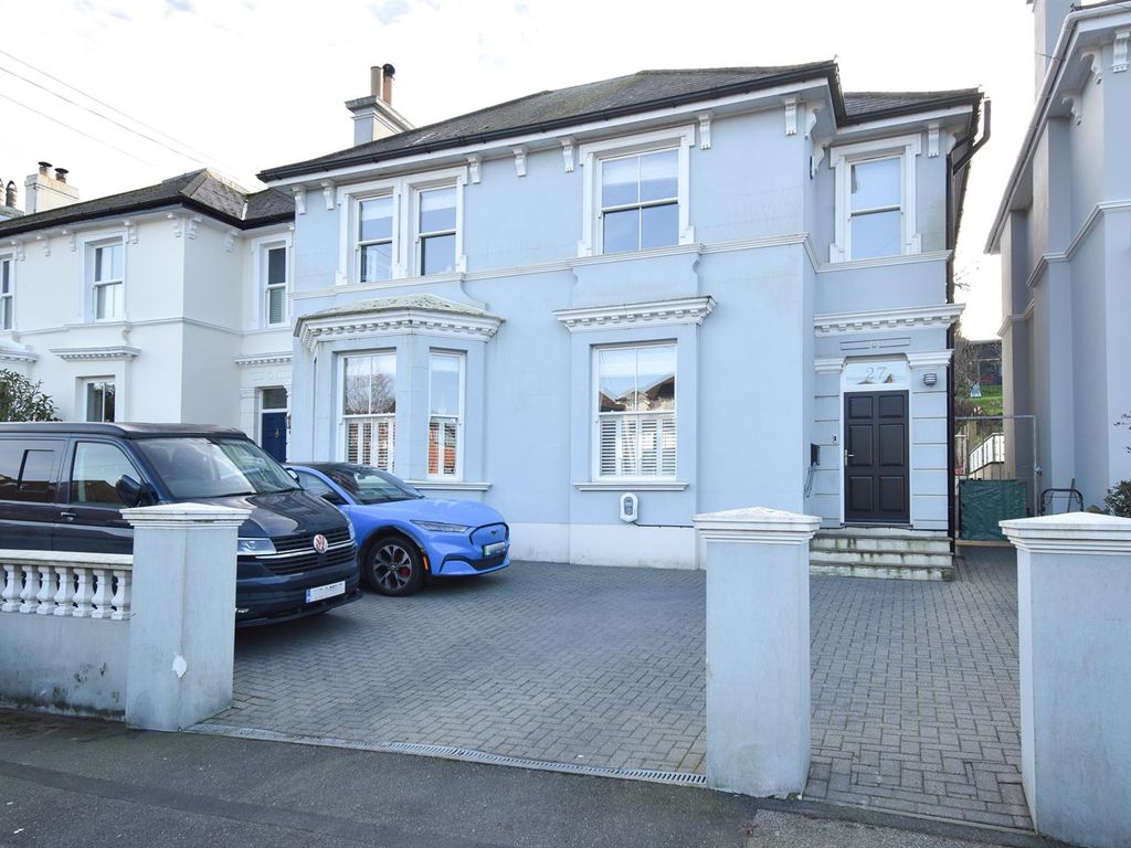4 bed detached house for sale in Fearon Road, Hastings TN34, £750,000