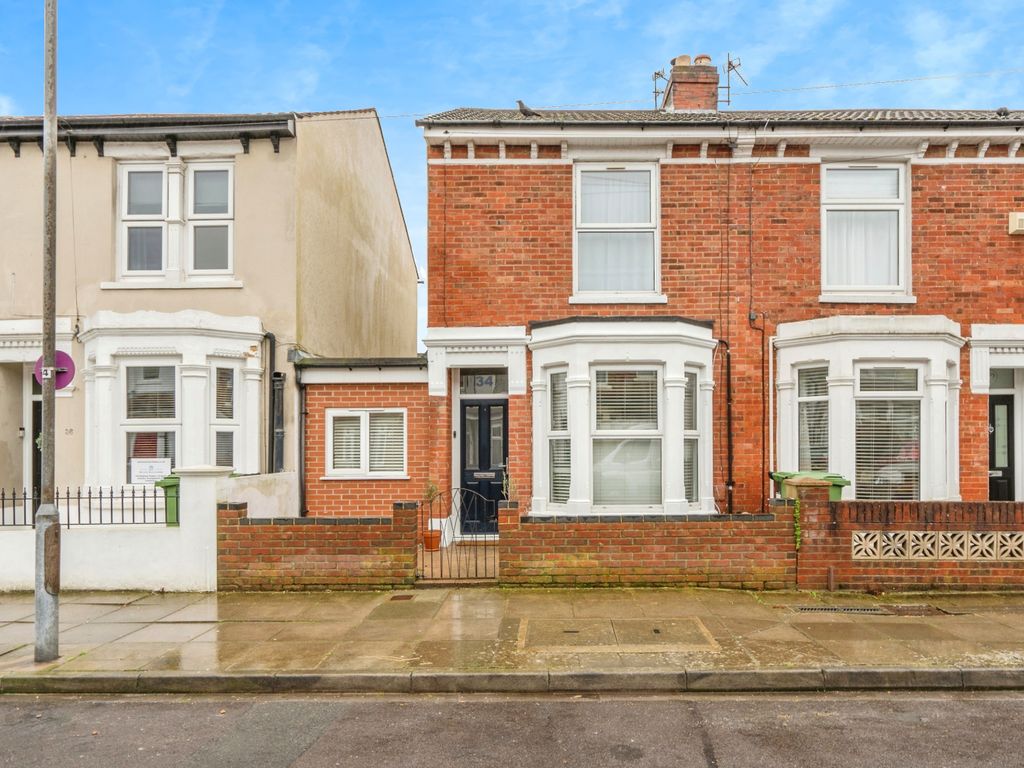 3 bed end terrace house for sale in Meon Road, Southsea PO4, £325,000