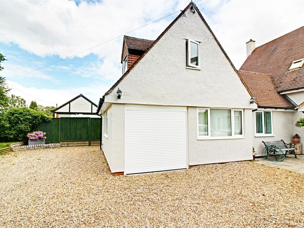 Studio to rent in Wrights Green Lane, Little Hallingbury,