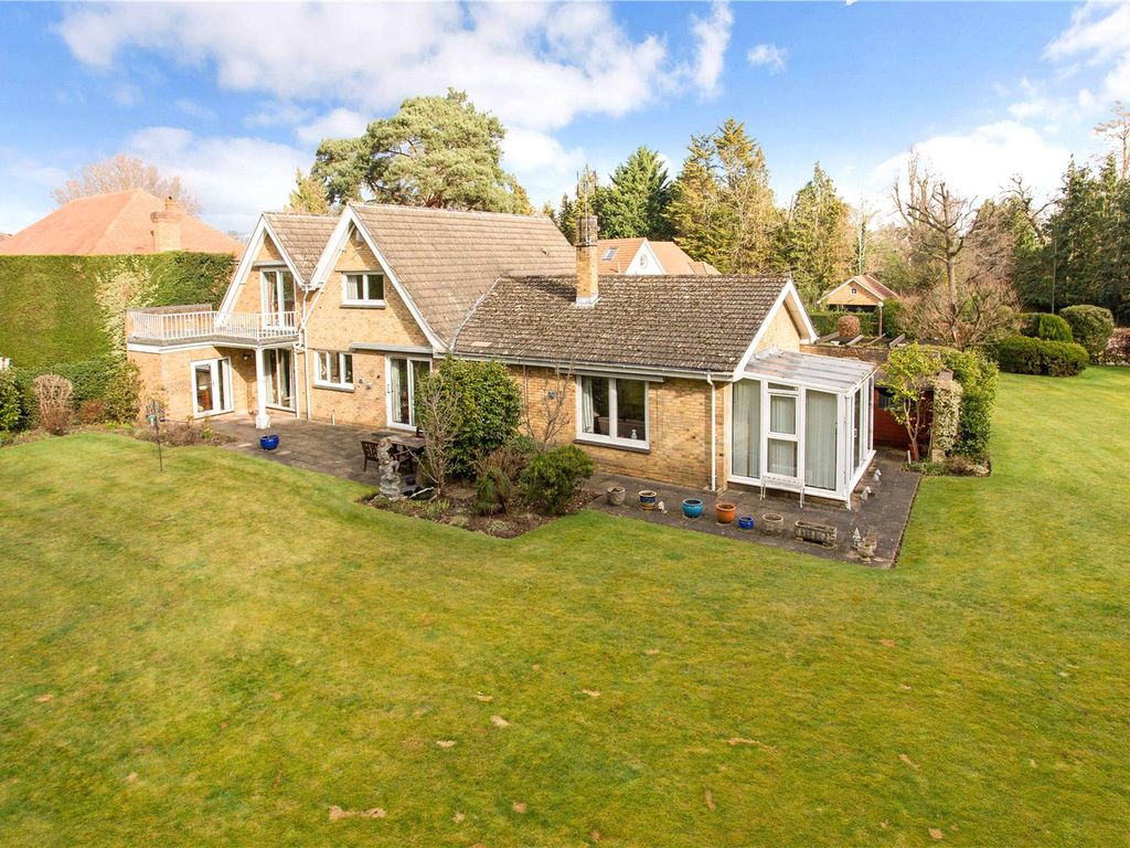 4 bed detached house for sale in Burwood Road, Hersham, WaltonOn
