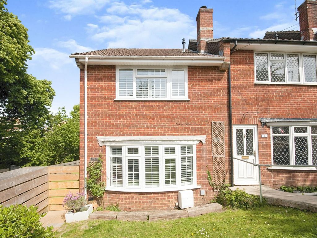 3 bed semidetached house for sale in Danum Close, Hailsham BN27 Zoopla