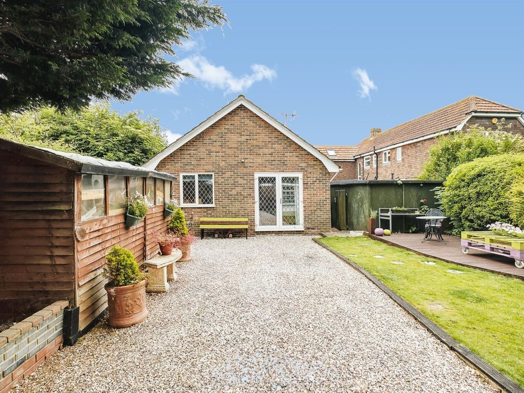 3 bed detached bungalow for sale in Penstone Park, Lancing BN15 Zoopla