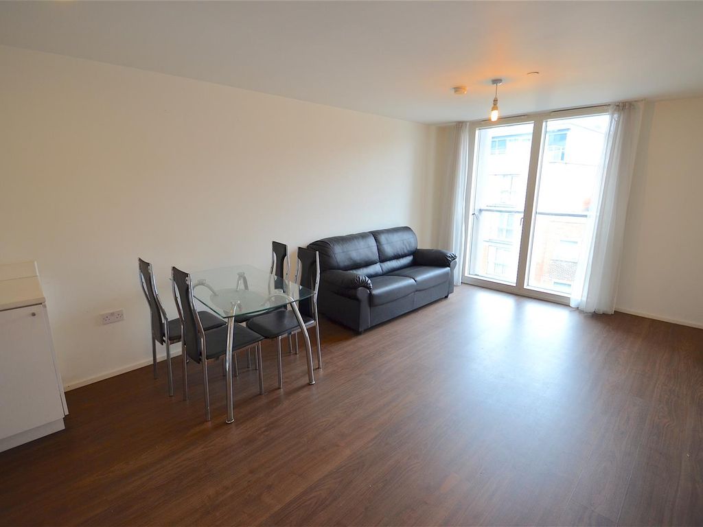 2 bed flat to rent in Canal Street, Nottingham NG1 Zoopla