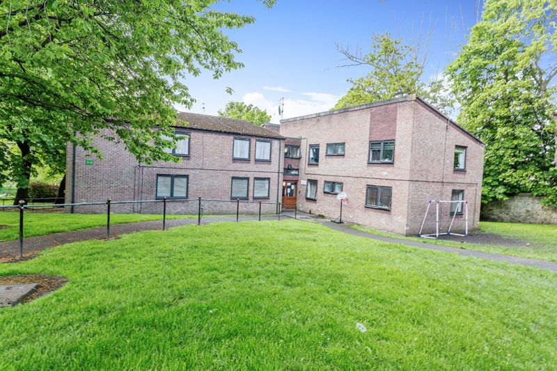 3 bed flat for sale in Benwell Close, Benwell Grange, Newcastle Upon