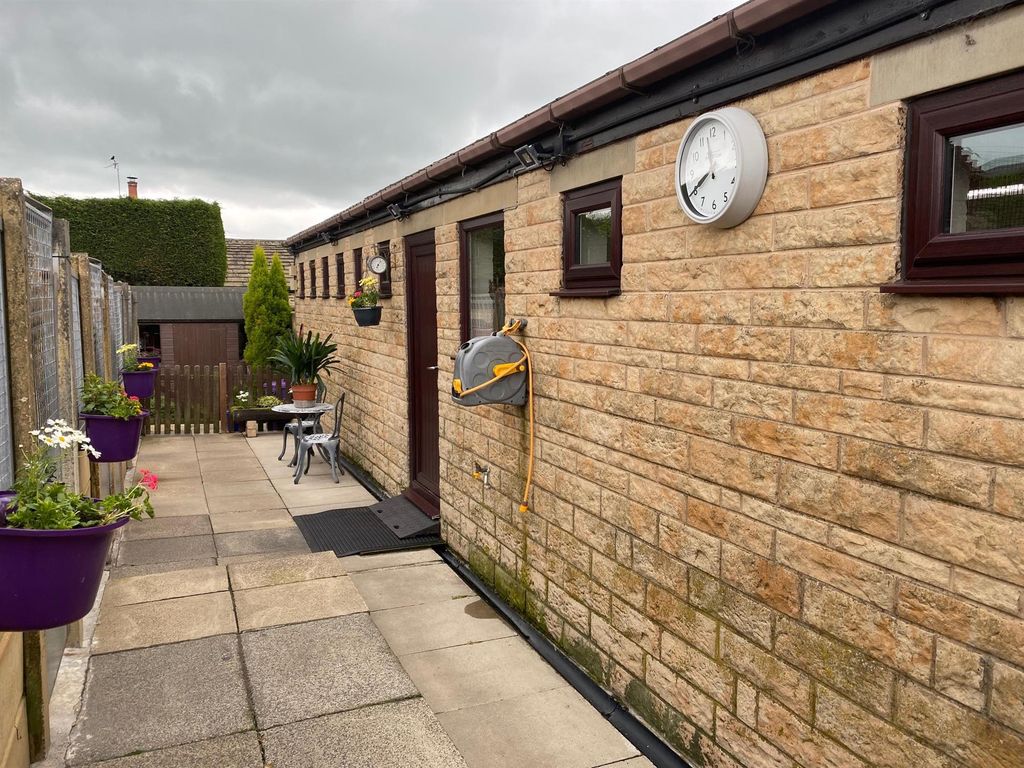 Cooper Lane, Bradford BD6  