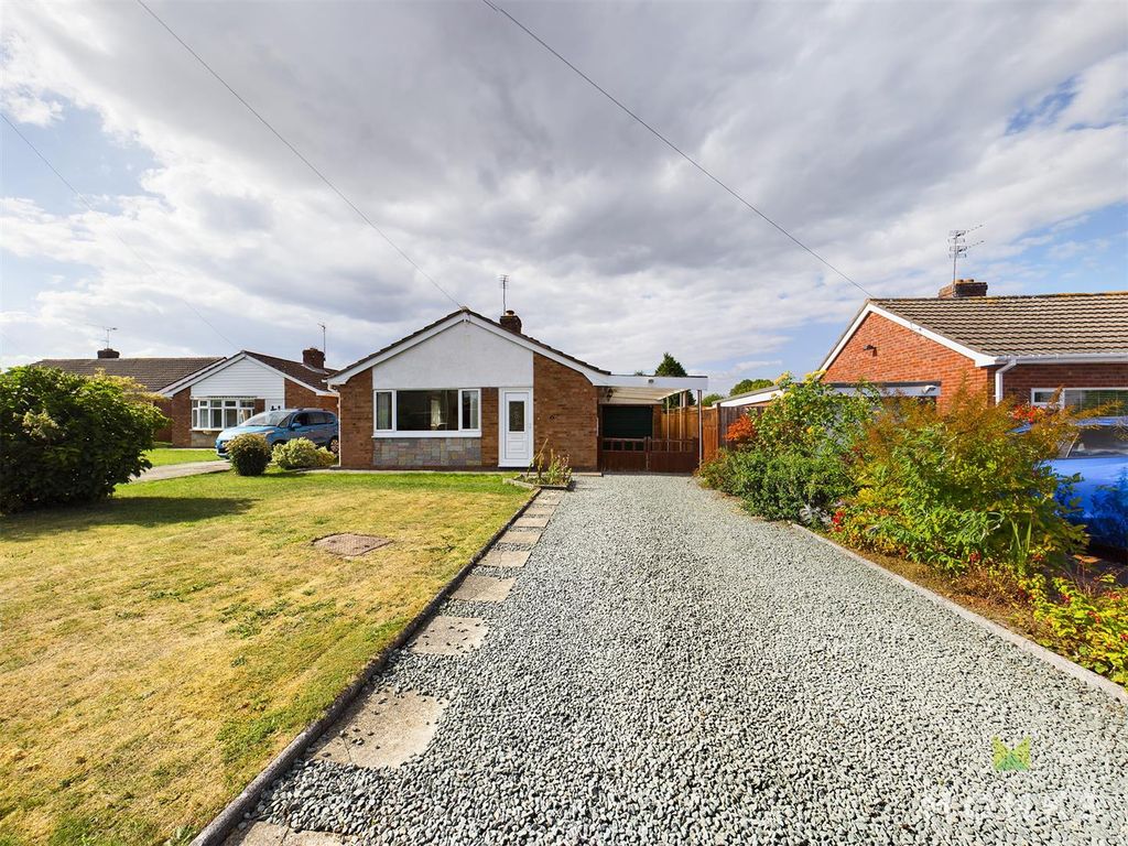 2 bed detached bungalow for sale in Croft Close, Bomere Heath, Shrewsbury SY4 Zoopla