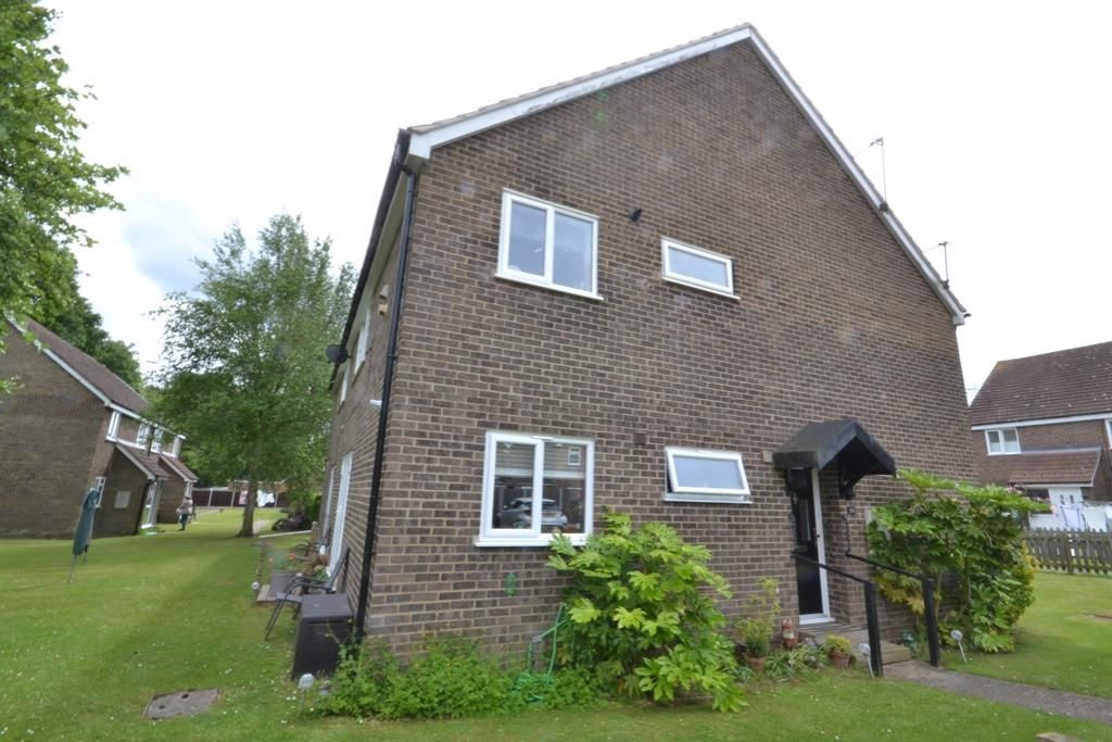 2 bed for sale in Pynchbek, Stortford CM23 Zoopla