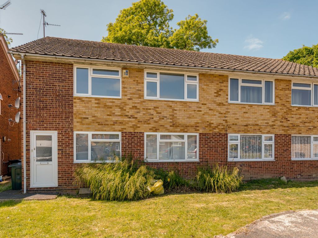 2 bed to rent in Hilary Close, Polegate BN26 Zoopla