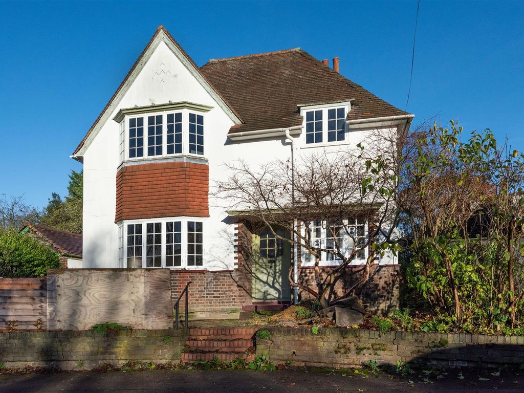 4 bed property for sale in Temple Fortune Lane, Hampstead Garden Suburb