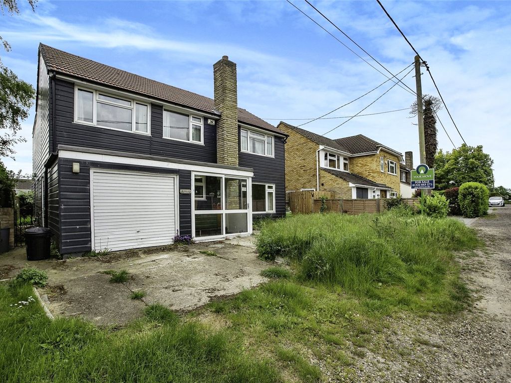 4 bed detached house for sale in Herongate Road, Hextable, Swanley
