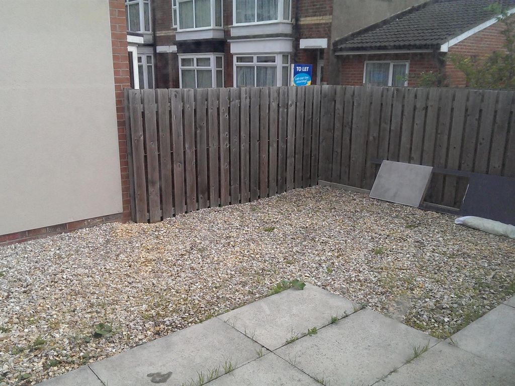 4 bed shared to rent in Raglan Street, Hull HU5, £412 pcm