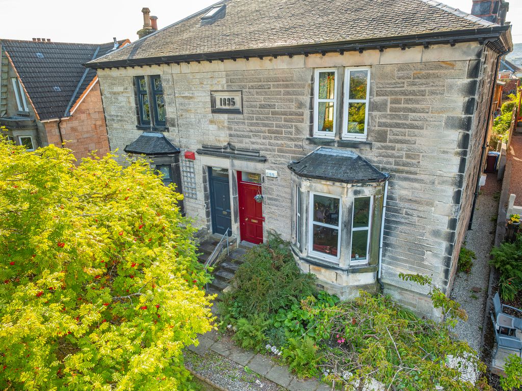 4 bed semidetached house for sale in Clincarthill Road, Rutherglen