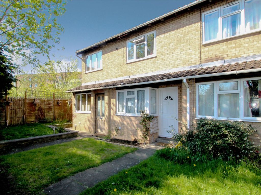 1 bed terraced house to rent in Ratcliffe Close, Uxbridge, Greater