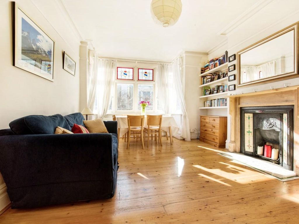 2 bed flat to rent in Hayter Road, London SW2, £2,097 pcm Zoopla