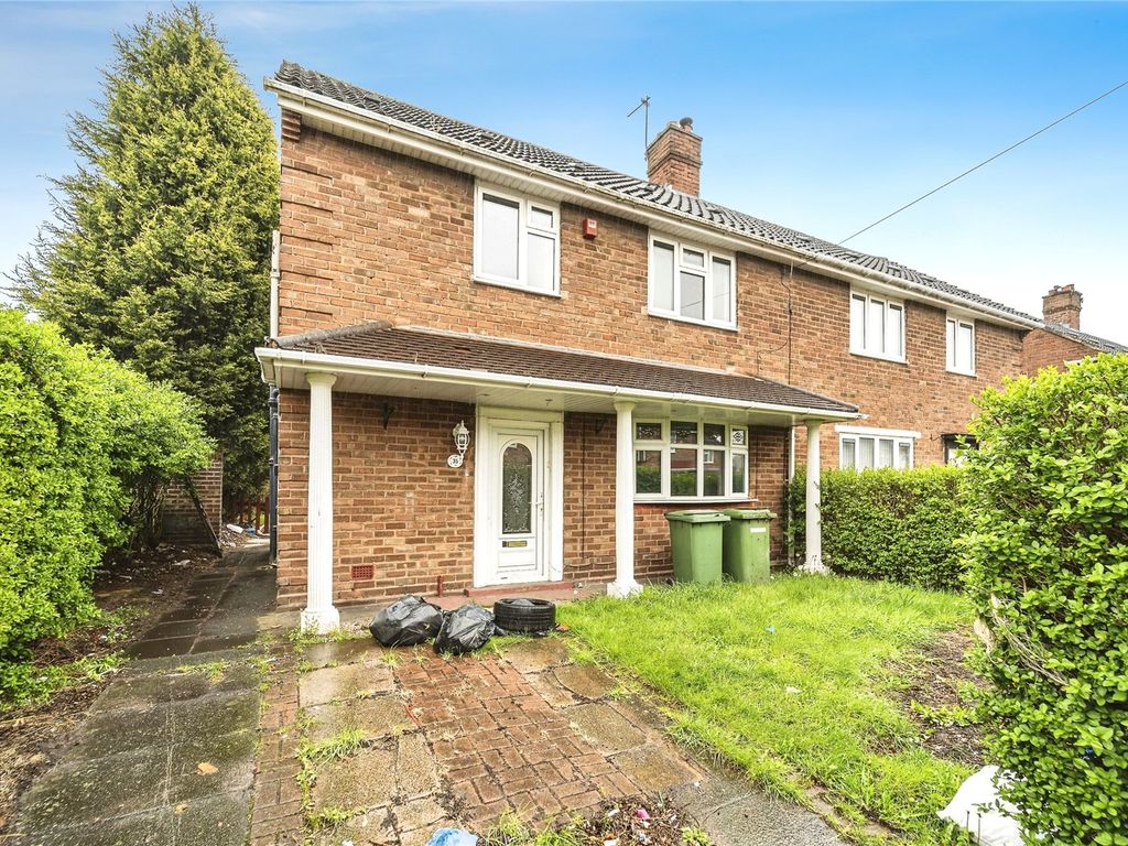 3 bed semidetached house for sale in Attlee Crescent, Bilston, West