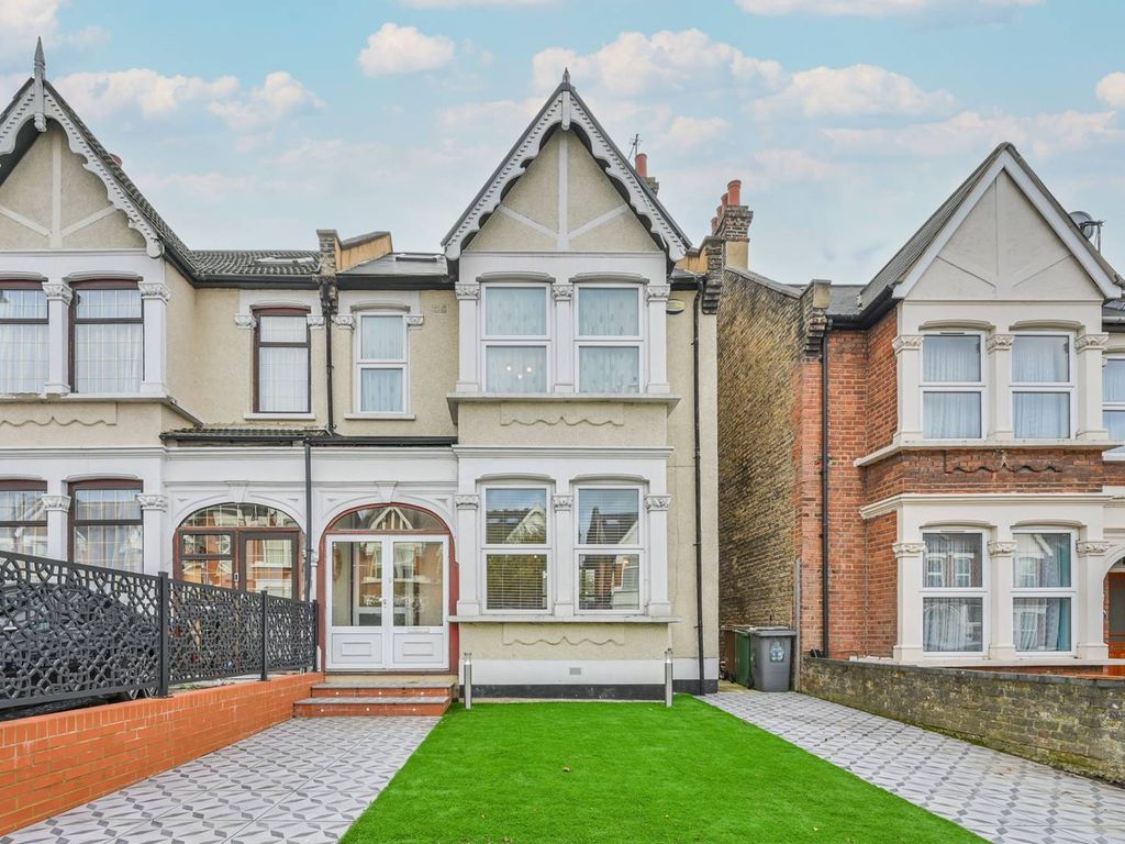 Ashbridge Road, Leytonstone, London E11  