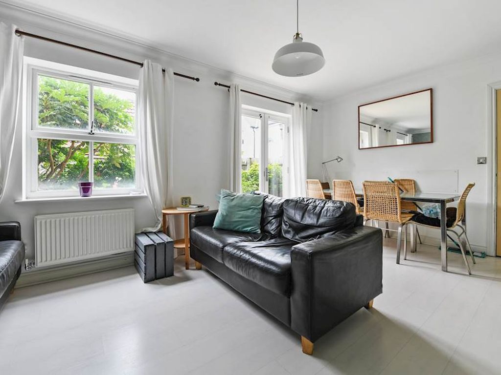 7 bed town house for sale in St. Marys Fields, Colchester CO3, £600,000