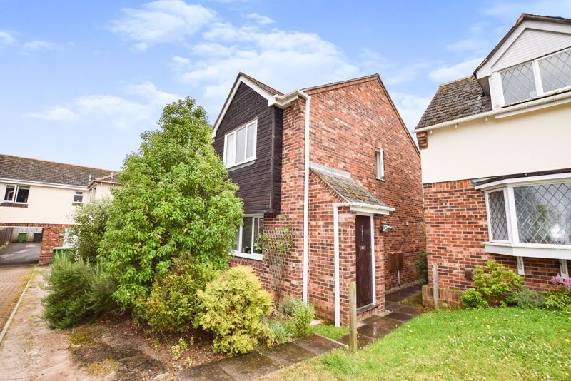 2 bed end terrace house for sale in Chantry Meadow, Alphington, Exeter