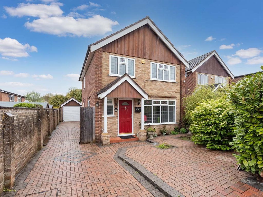 3 bed detached house for sale in Havelock Road, Maidenhead SL6 Zoopla