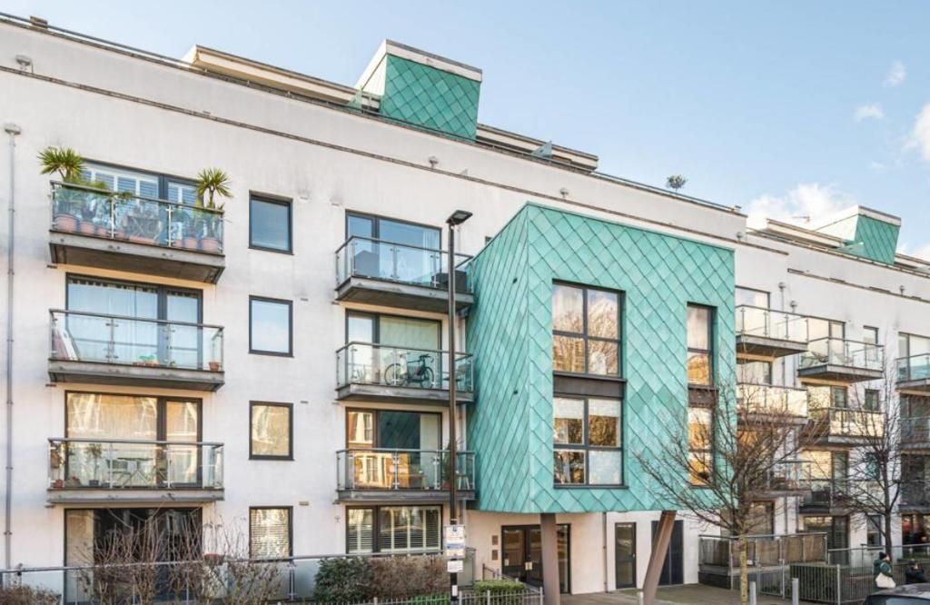 1 bed flat for sale in Drayton Park, Islington, Highbury, Islington