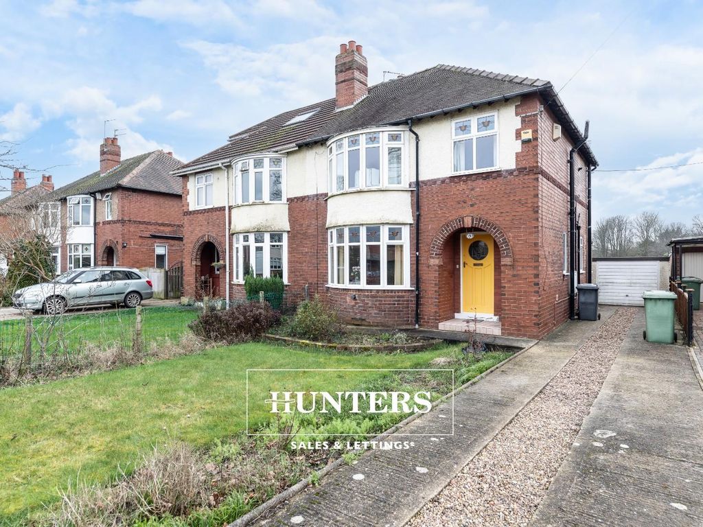 3 bed property for sale in Church Lane, Methley, Leeds LS26, £270,000