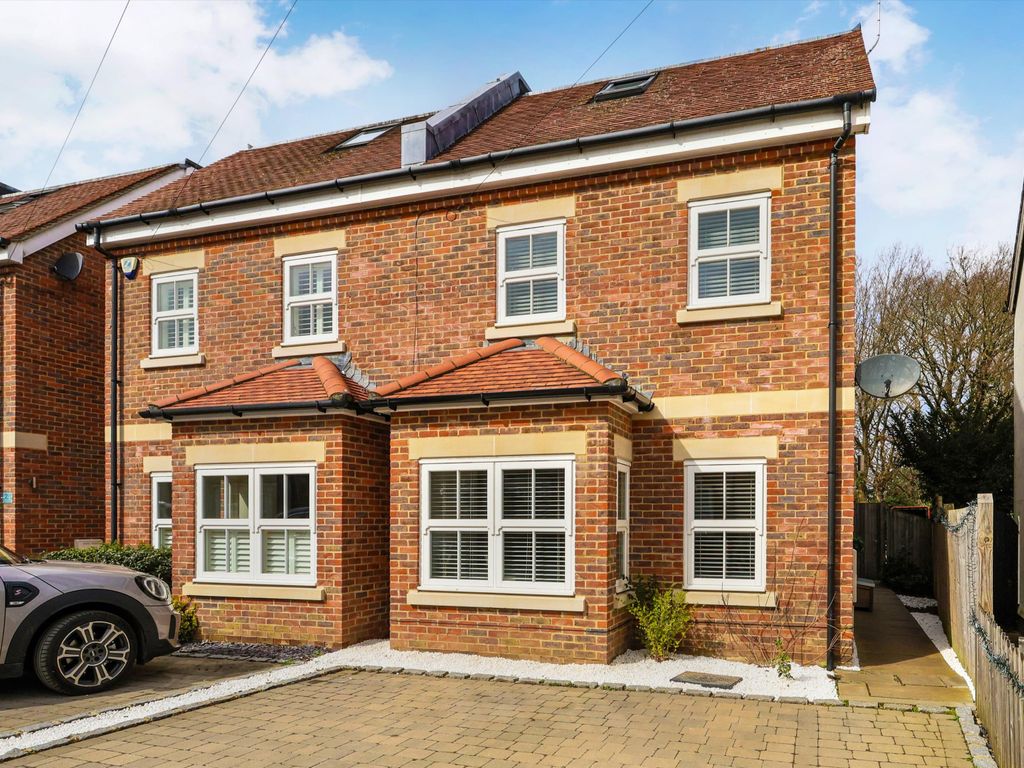 4 bed semidetached house for sale in Denby Road, Cobham, Surrey KT11