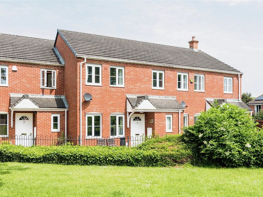 3 bed terraced house for sale in Sanders Way, Lichfield WS14 Zoopla