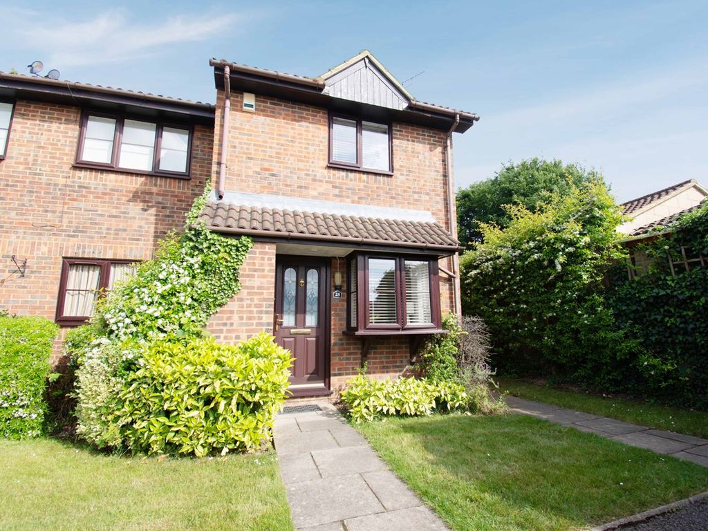 1 bed end terrace house for sale in Troutbeck Close, Slough SL2 Zoopla