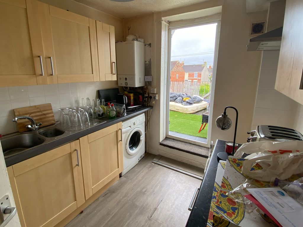 Property for sale in Cricklade Road, Swindon SN2, £120,000 Zoopla