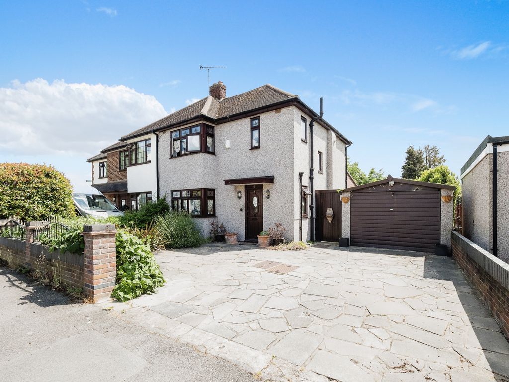 3 bed semidetached house for sale in Woburn Avenue, Hornchurch RM12