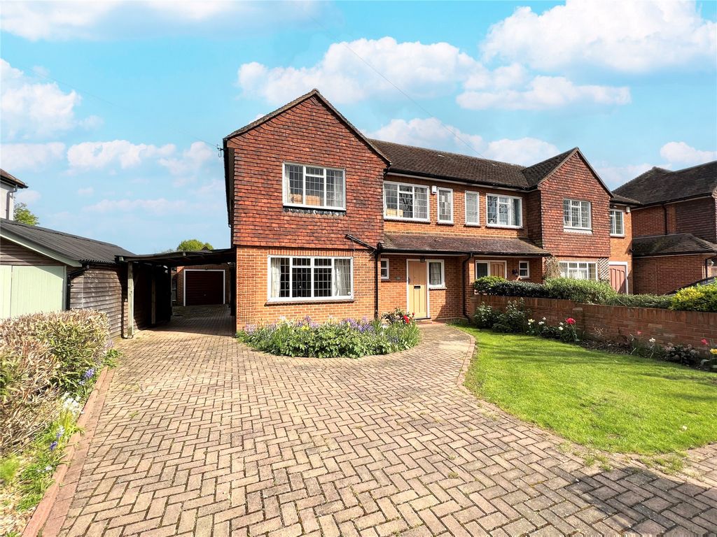 4 bed semidetached house for sale in Staines, Surrey TW18 Zoopla